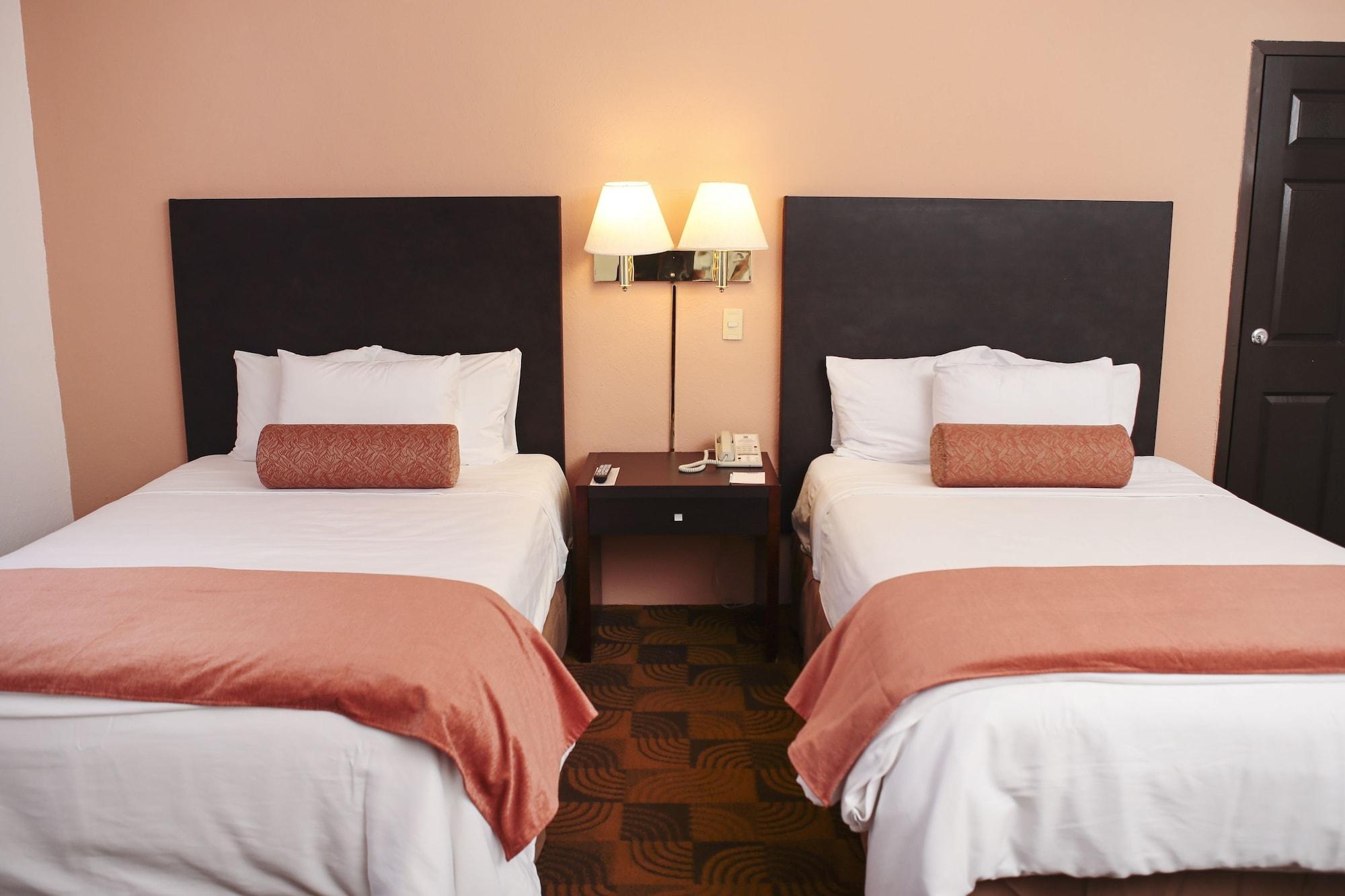 Quality Inn Nuevo Laredo Eksteriør bilde