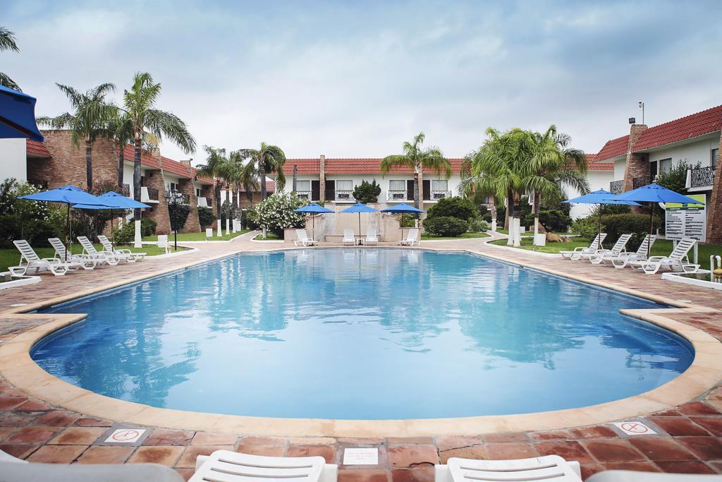 Quality Inn Nuevo Laredo Eksteriør bilde