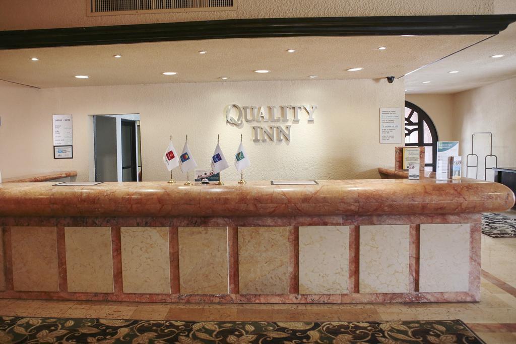 Quality Inn Nuevo Laredo Eksteriør bilde