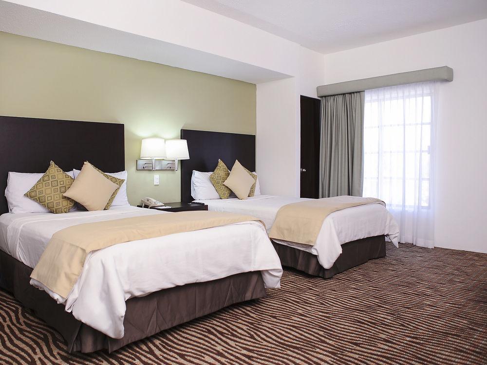 Quality Inn Nuevo Laredo Eksteriør bilde