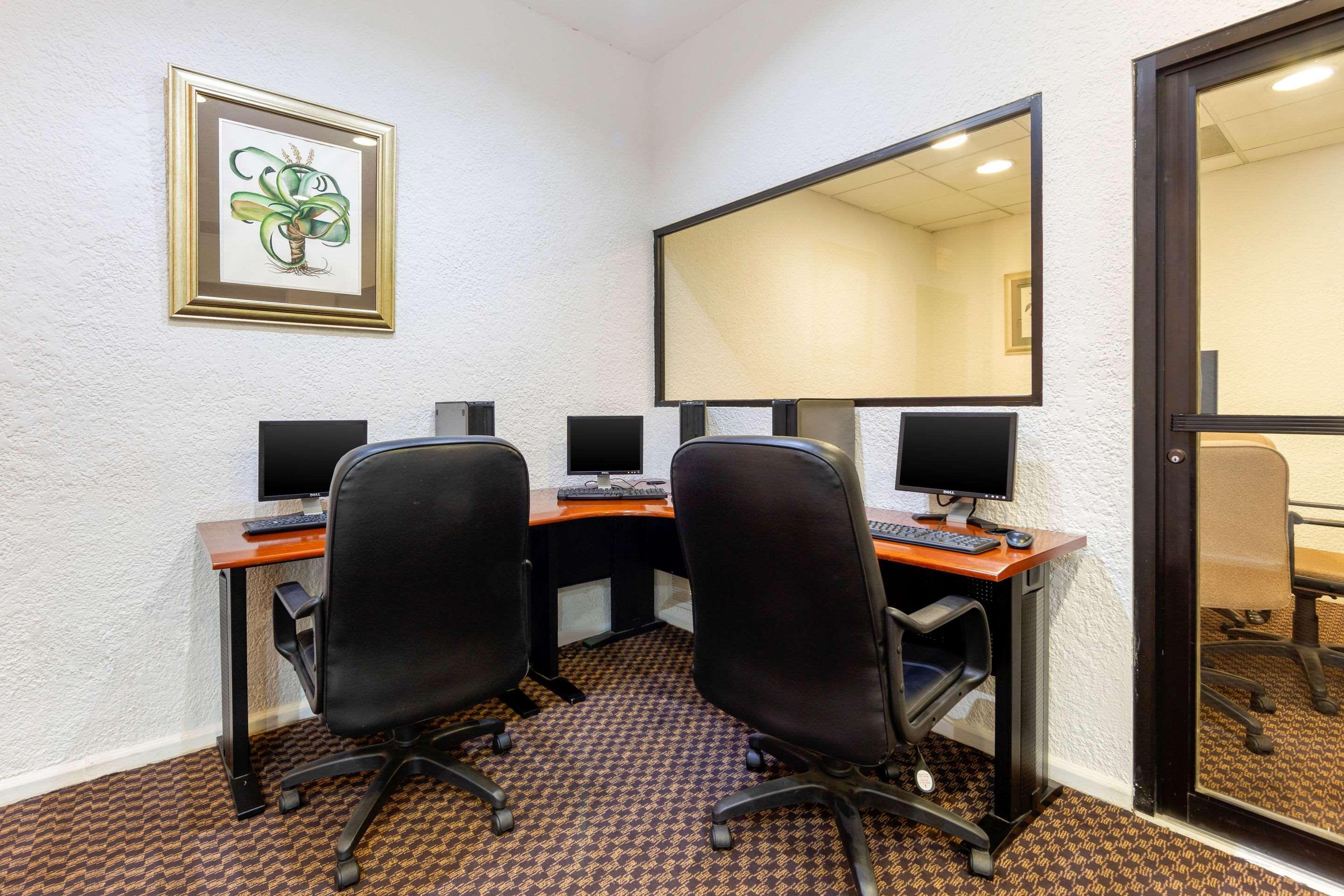 Quality Inn Nuevo Laredo Eksteriør bilde