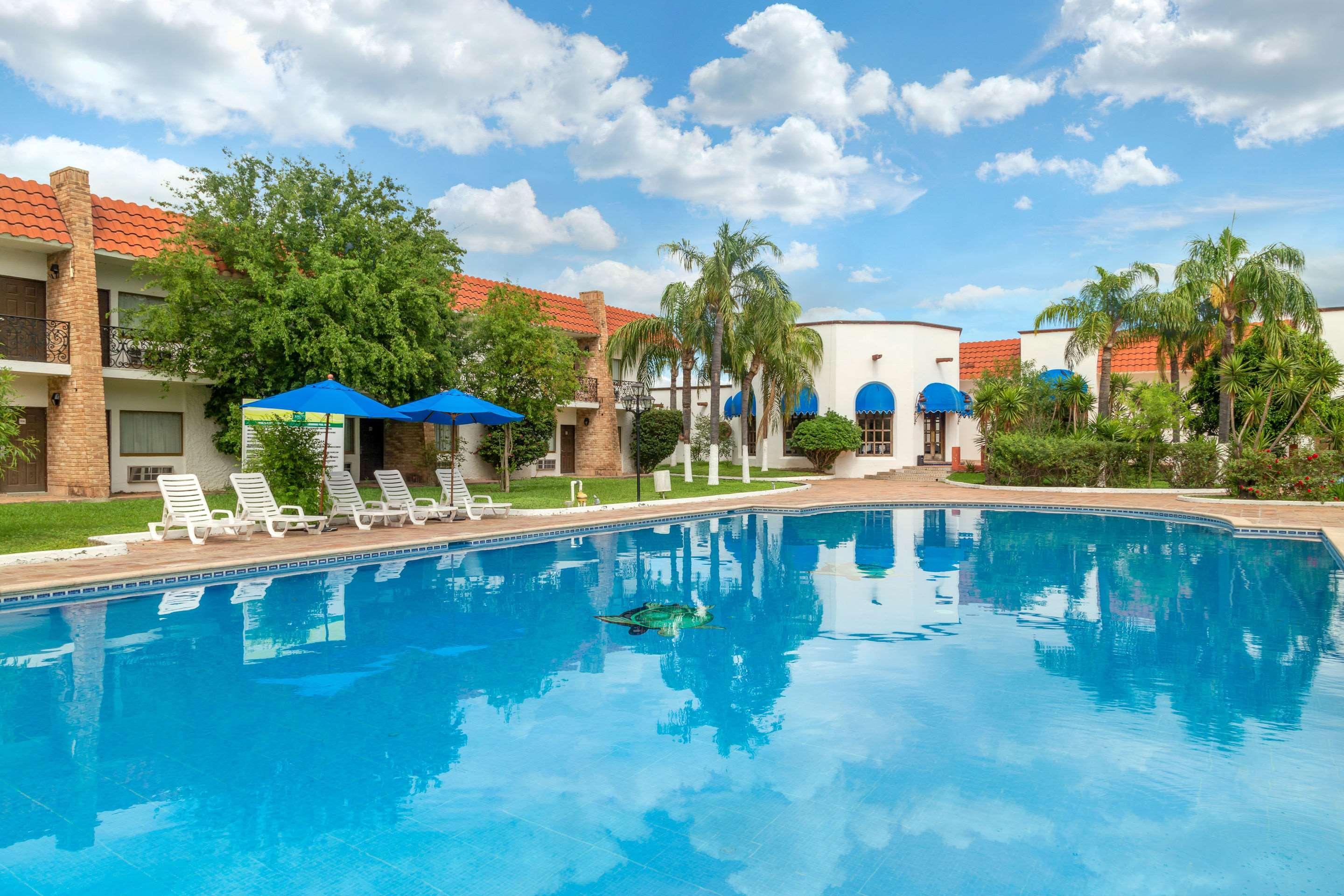 Quality Inn Nuevo Laredo Eksteriør bilde